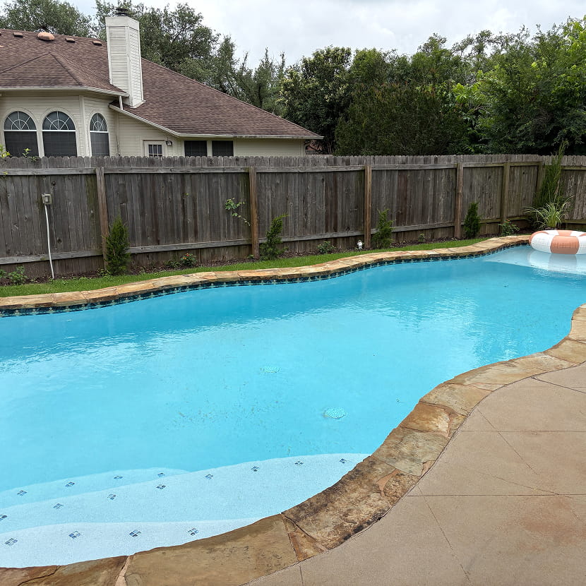 Fence w pool 1 1 (2) (1)